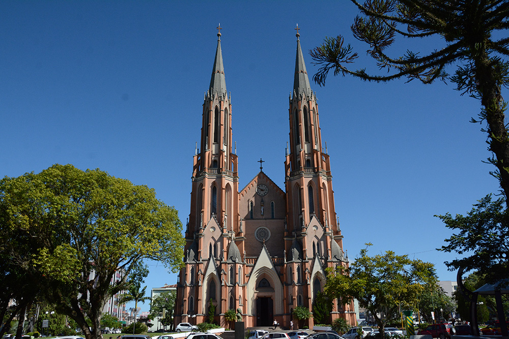 Catedral São Sebastiao Mártir-Externa_(Alvaro Pegoraro)