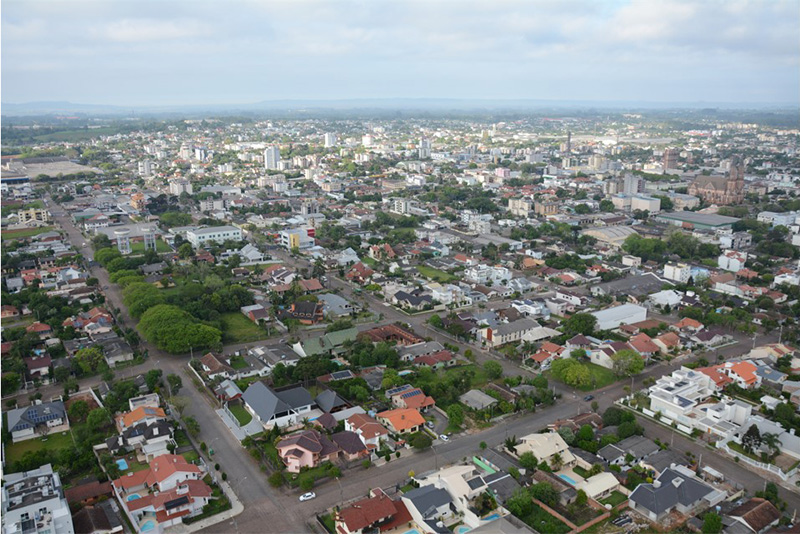 Imagem aérea da cidade_(Alvaro Pegoraro)